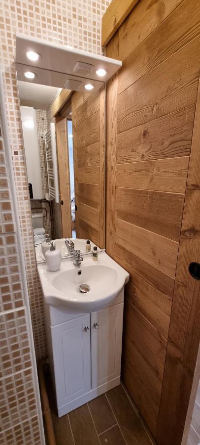 Studio Uissan Pour 5 Personnes A Cote Des Pistes Huez Εξωτερικό φωτογραφία